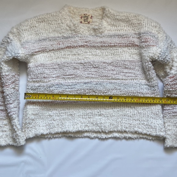 Hippie Rose sweater Size Medium - Picture 6 of 6